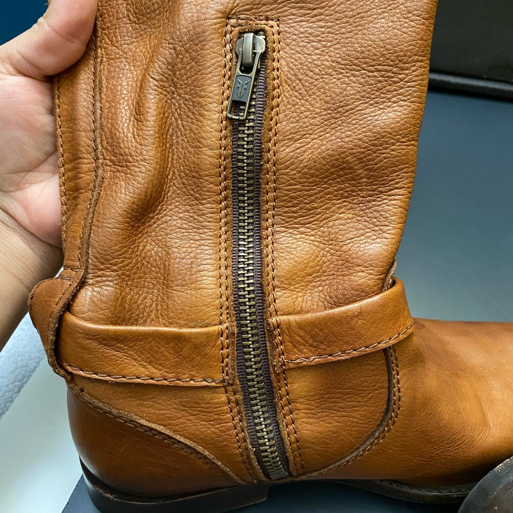 Boots Frye - Picture 5 of 8